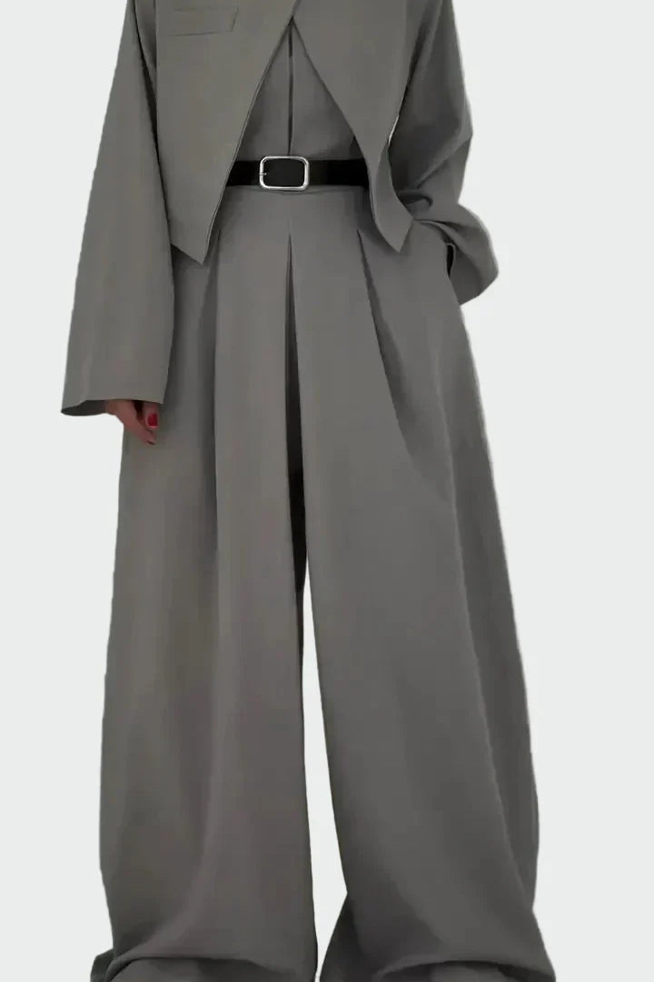 Kombinezonas ir Švarkas Elegantiškas & Modernus