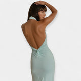 Maksifas su Apykakle ir Kaklo Ryšiu