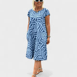 Greta - Suknelė su apvalia iškirpte ir gražiu raštu