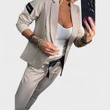 Karolina - Individualiai pritaikytas komplektas su minkštu švarku ir laisvomis sportinėmis kelnėmis