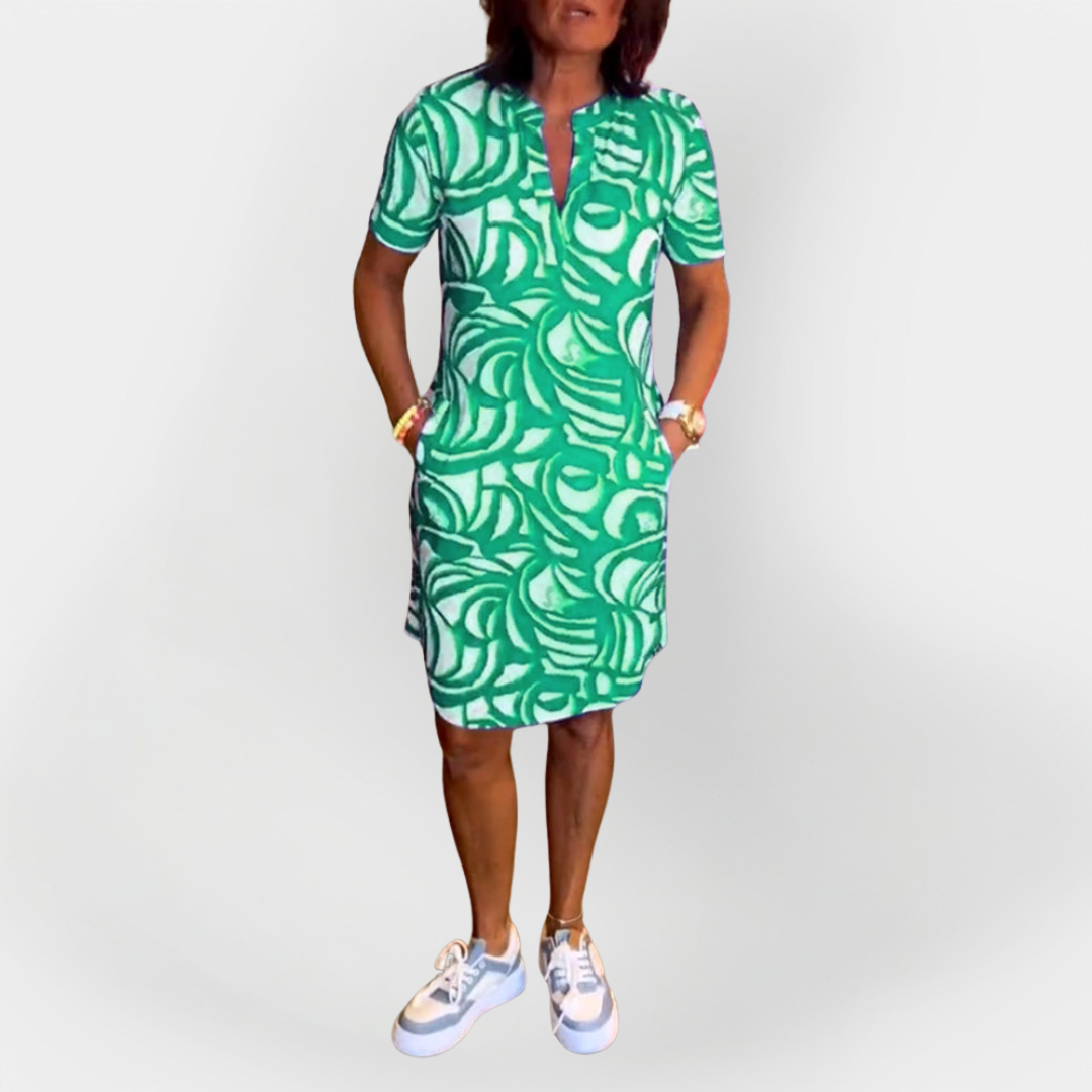 Minkštas Suknelė Su Raštu Ir Trumpomis Rankovėmis