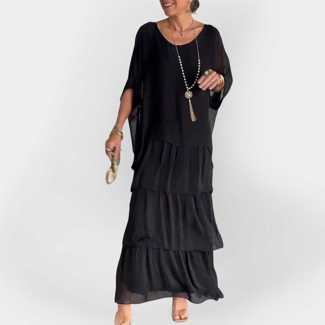 Plisuotas Suknelė su Dviejų Sluoksnių Efektu