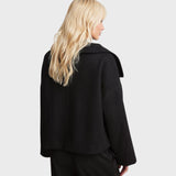 Arina | Trumpa vilnonė striukė su dvigubu užsegimu