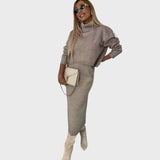 Teofilė | Suknelė su derančiu golfu