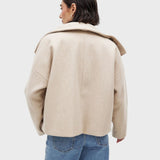 Arina | Trumpa vilnonė striukė su dvigubu užsegimu