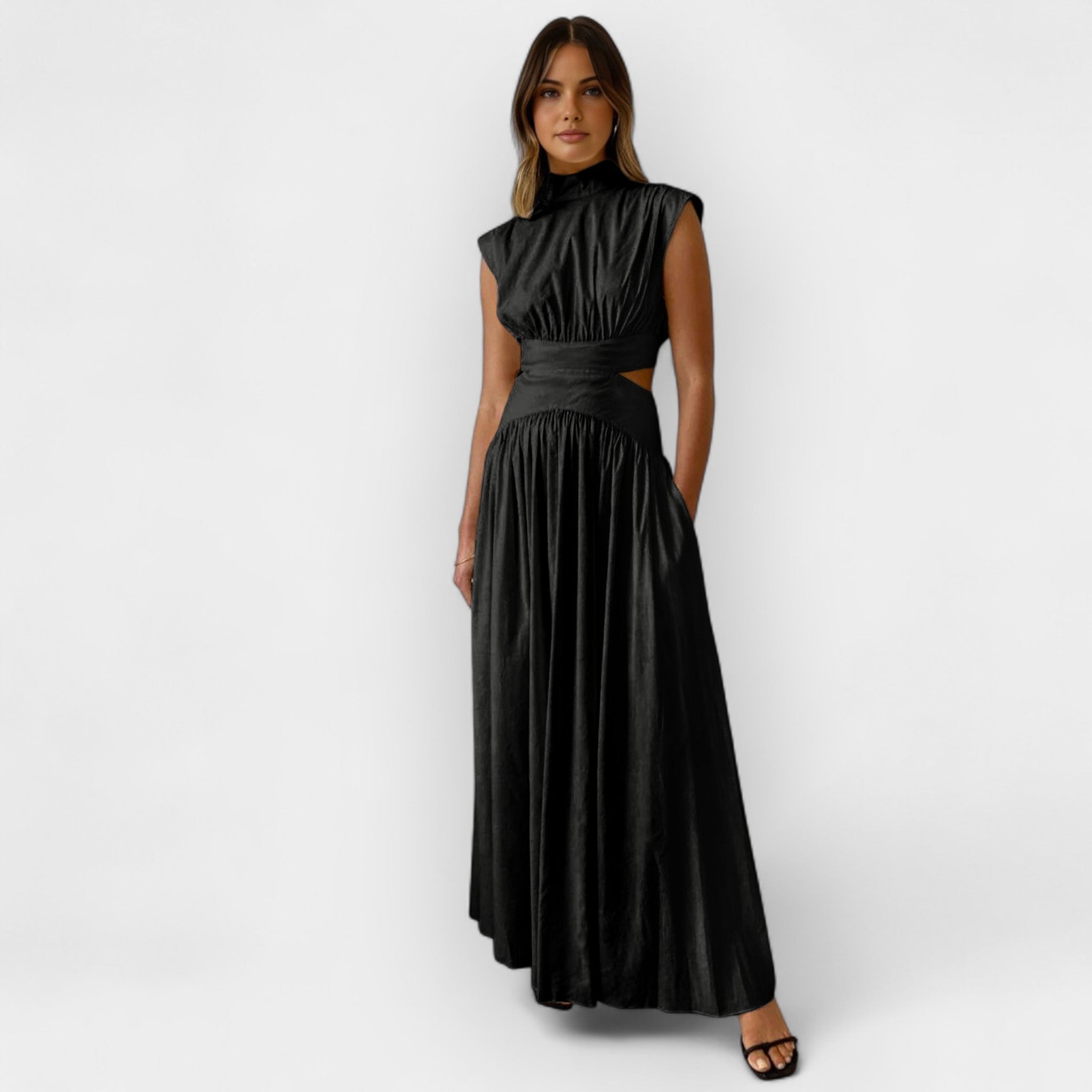 Stilinga Suknelė su Iškirptėmis