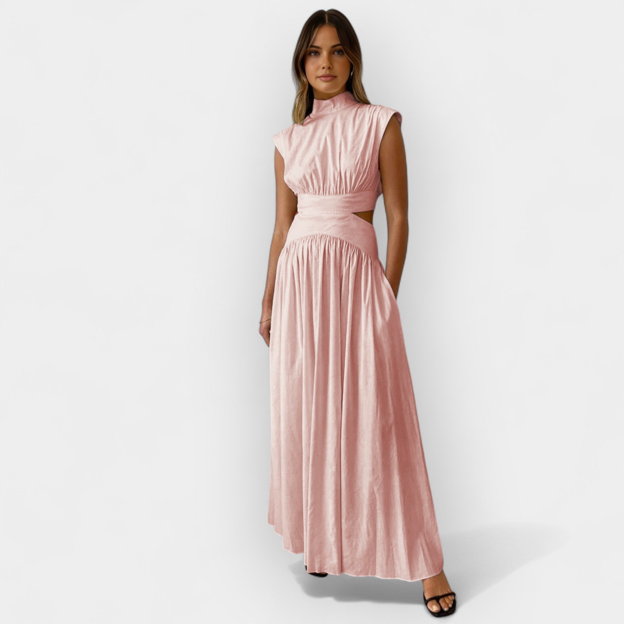 Stilingas Suknelė su Iškirptėmis