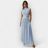 Stilingas Suknelė su Iškirptėmis