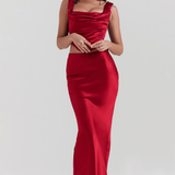 Ivėlė | Suknelė su Iškirpte ir Plyšiu