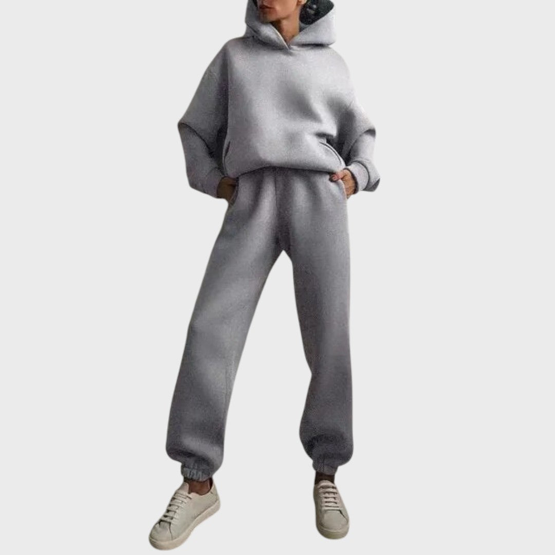 Tėkmė | Moteriškas komplektas su gobtuviu megztiniu ir treninginėmis kelnėmis