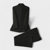 Elzė - Švarkas ir Kelnės