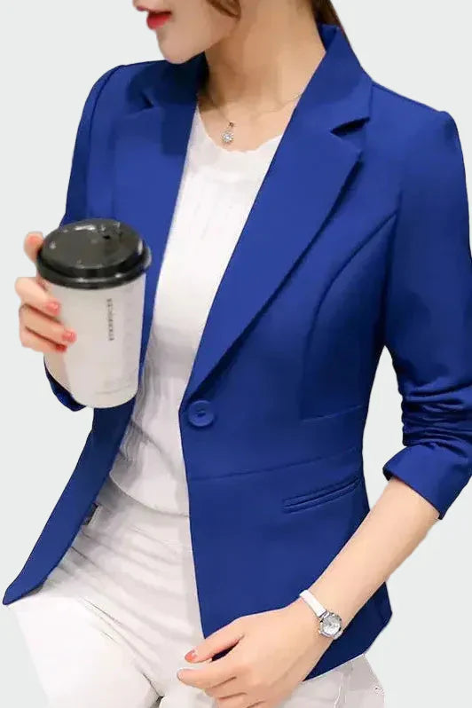 Švarkas idealiai pritaikytas