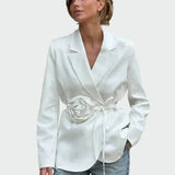 Švarkas puikioje linijoje