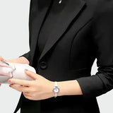 Švarkas idealiai pritaikytas