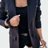 Švarkas elegantišku siluetu