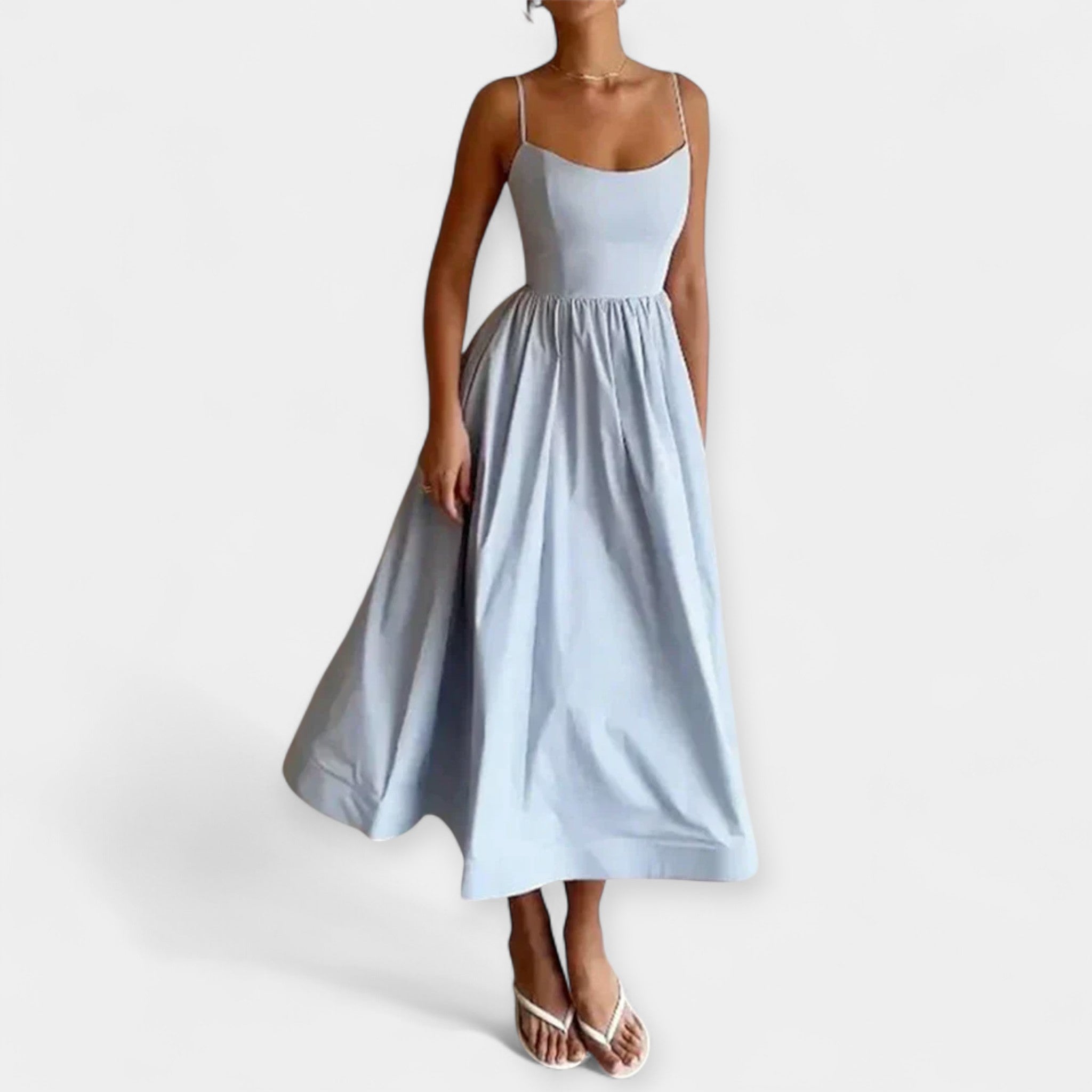 Mini Suknelė su Apvalia Iškirpte ir Petnešomis