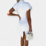 Trumpas rankovės midi suknelė su rafinuotu stiliumi