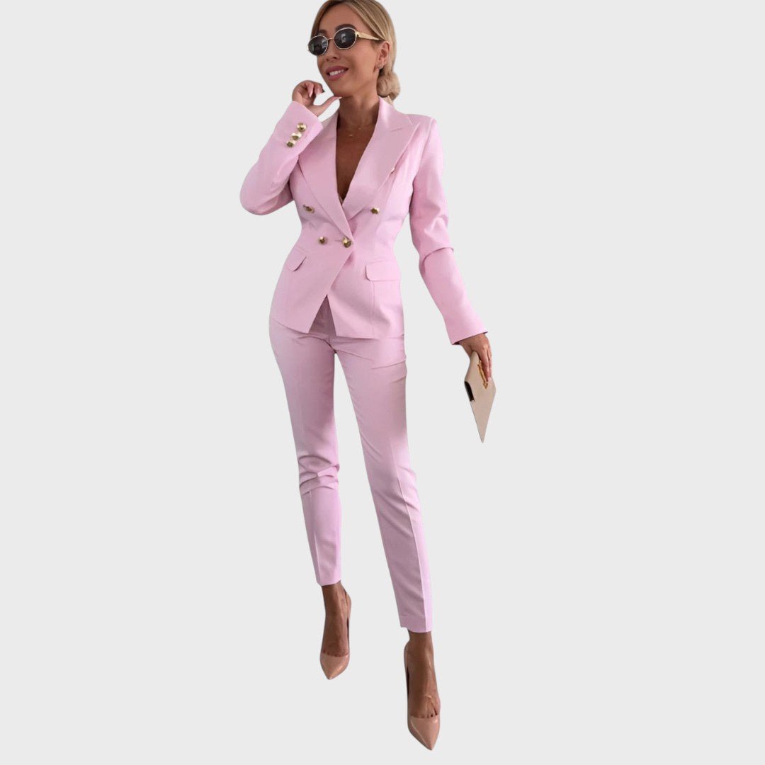 Laura | Dvieilis kostiumas su įliemenuotu kirpimu