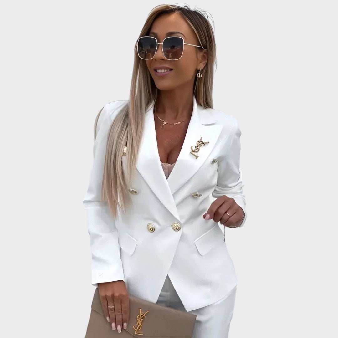 Laura | Dvieilis kostiumas su įliemenuotu kirpimu