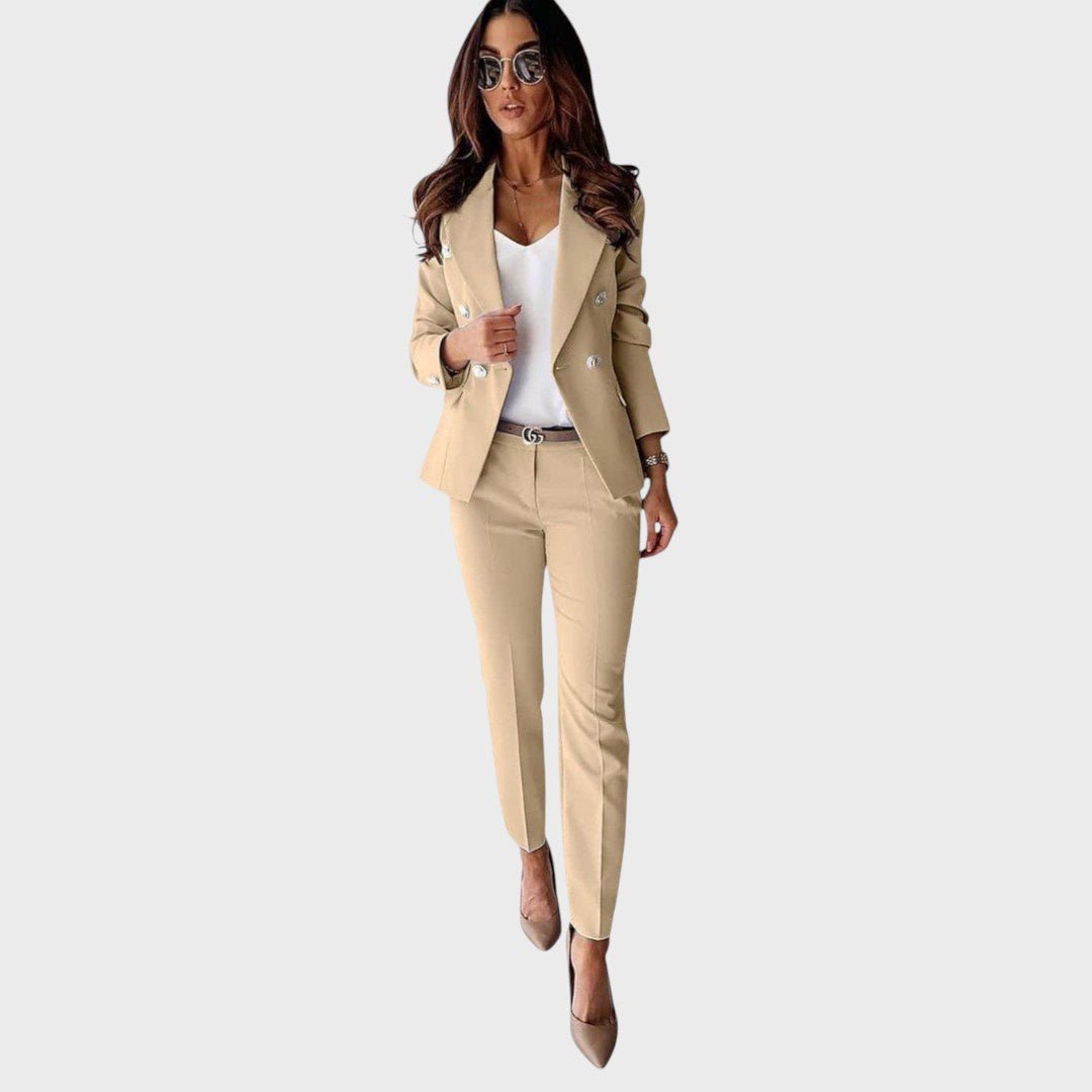 Laura | Dvieilis kostiumas su įliemenuotu kirpimu