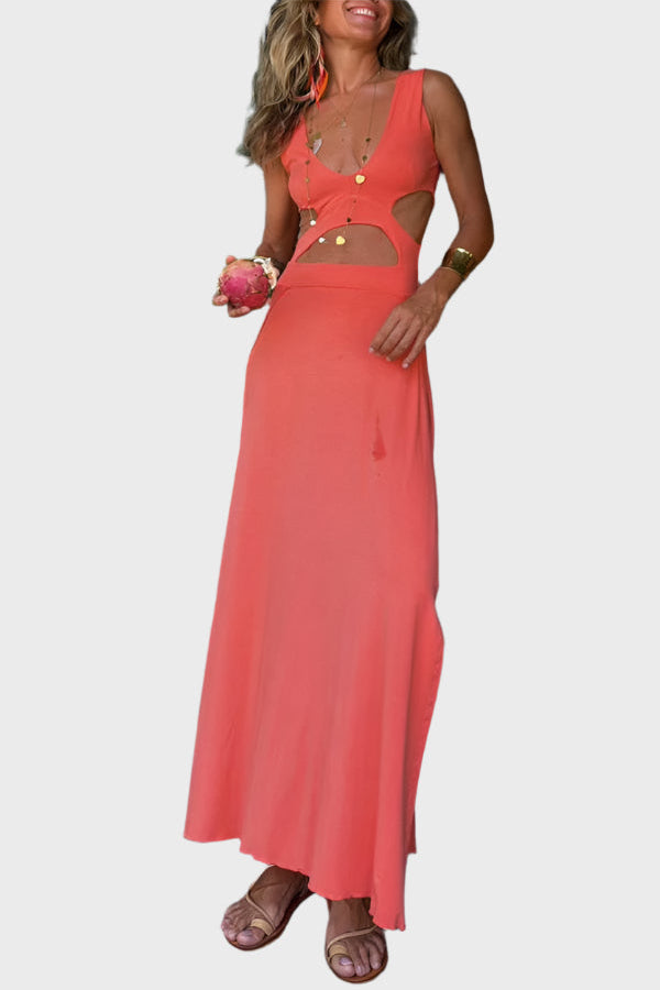 Patogus Suknelė su Iškirptėmis