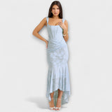 Ilgas Suknelė su Elegantišku ir Išskirtiniu Korsetu