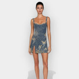 Mini Elegantiška Suknelė su Išskirtiniu Stiliumi