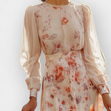 Romantiška Suknelė su Plišais