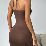 Šokoladinis Mini Suknelė Su Kaklo Užrišimu