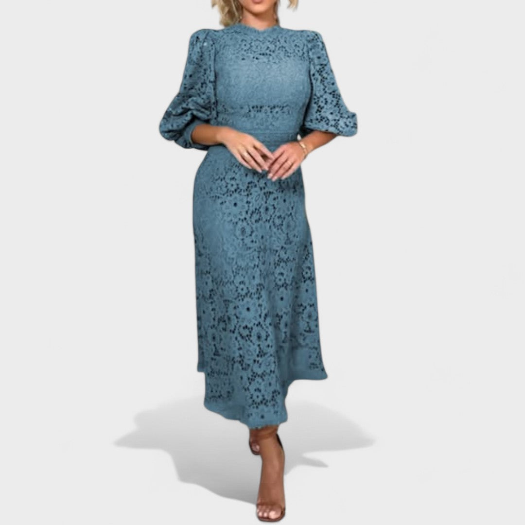 Viktorija - Nėrinių Žibinto Suknelė