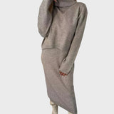 Teofilė | Suknelė su derančiu golfu