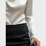 Lytėjimas | Elegantiška balta satino palaidinė