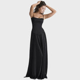 Petronėlė | Juoda nėriniuota žavinga ilga suknelė