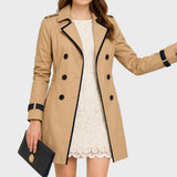 Prabanga | Moteriškas dvieilis trenčinis paltas su kontrastinėmis detalėmis